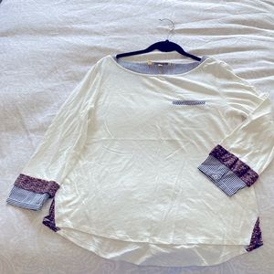 Anthropologie little yellow button white tee  3/4 NWT L